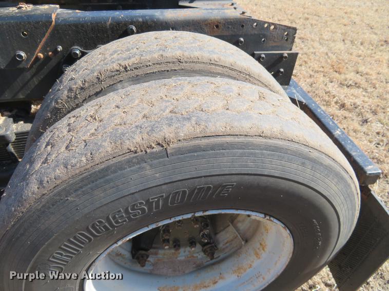 image for item DE8815 1979 International Paystar 5000 semi truck