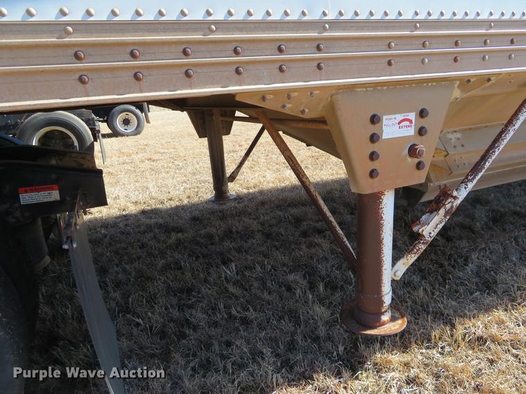 image for item DE8817 1992 Timpte Super Hopper double hopper bottom grain trailer