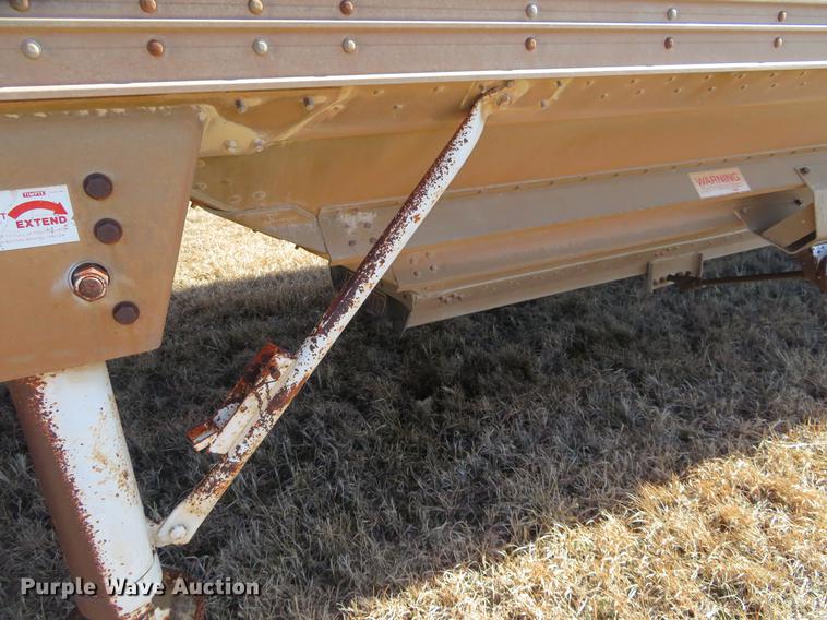 image for item DE8817 1992 Timpte Super Hopper double hopper bottom grain trailer
