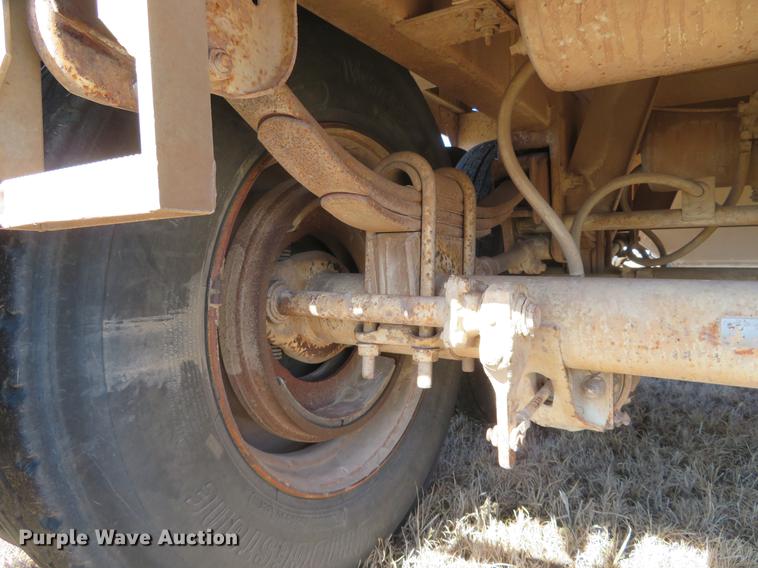 image for item DE8817 1992 Timpte Super Hopper double hopper bottom grain trailer