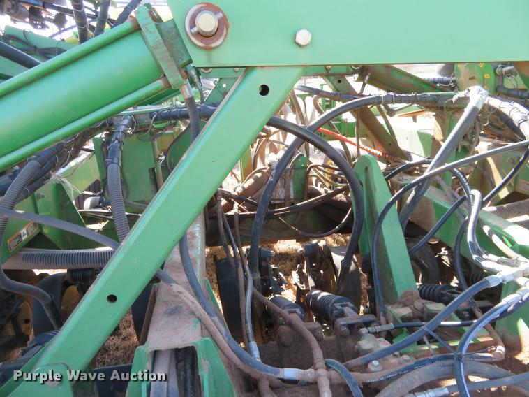 image for item DE8818 John Deere 1860 no-till air seeder