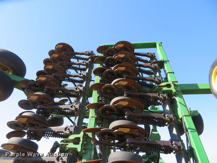 image for item DE8818 John Deere 1860 no-till air seeder