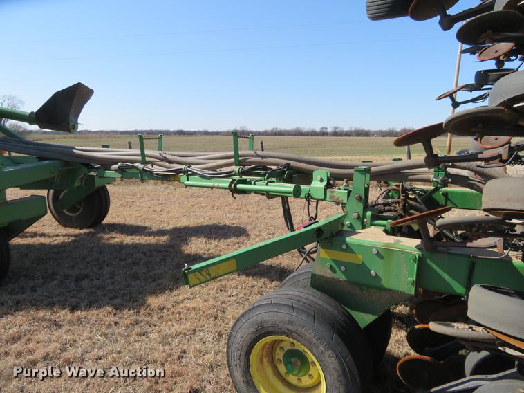 image for item DE8818 John Deere 1860 no-till air seeder