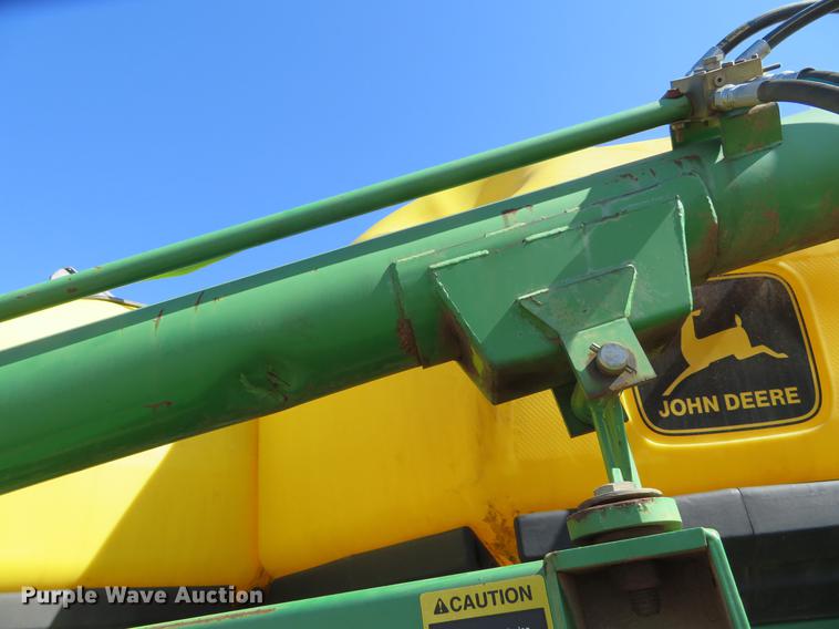 image for item DE8818 John Deere 1860 no-till air seeder