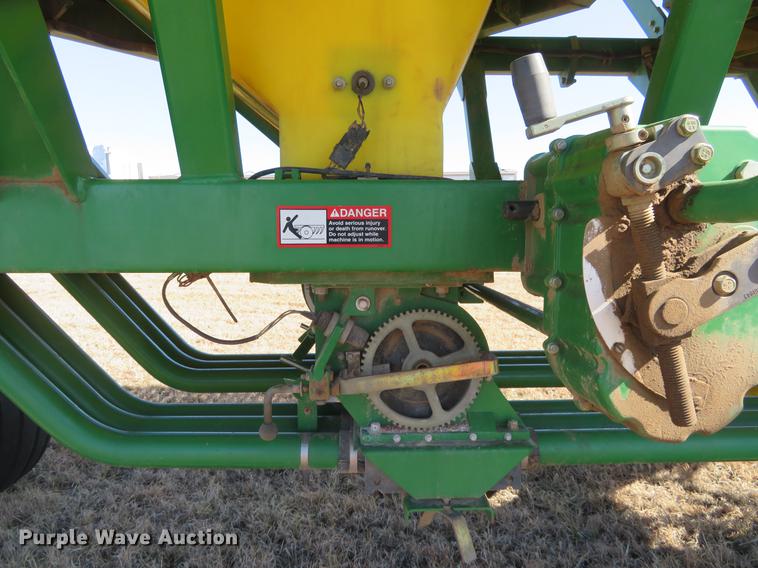 image for item DE8818 John Deere 1860 no-till air seeder