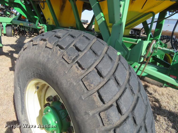 image for item DE8818 John Deere 1860 no-till air seeder