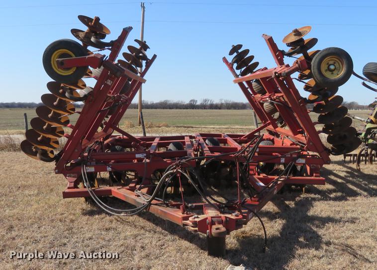 image for item DE8819 Sunflower 1443 double off-set disk