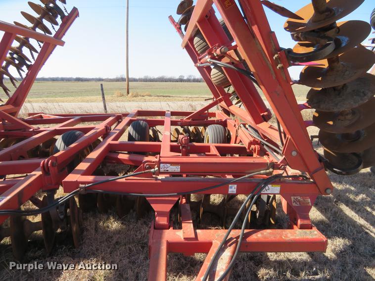 image for item DE8819 Sunflower 1443 double off-set disk