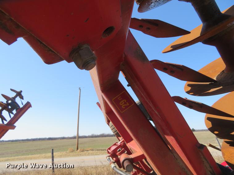 image for item DE8819 Sunflower 1443 double off-set disk