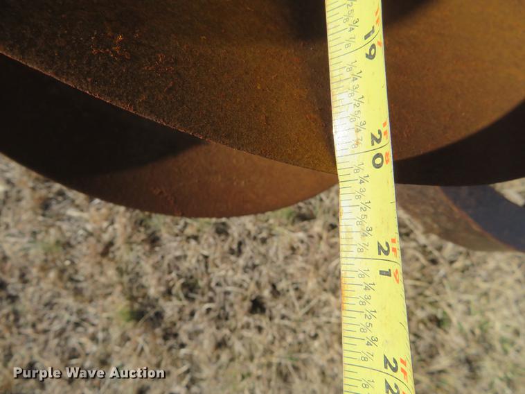 image for item DE8819 Sunflower 1443 double off-set disk