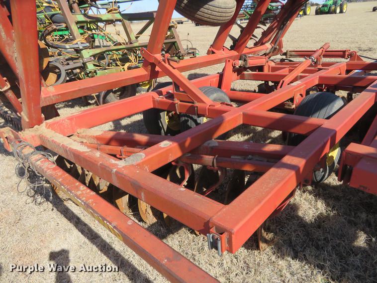 image for item DE8819 Sunflower 1443 double off-set disk