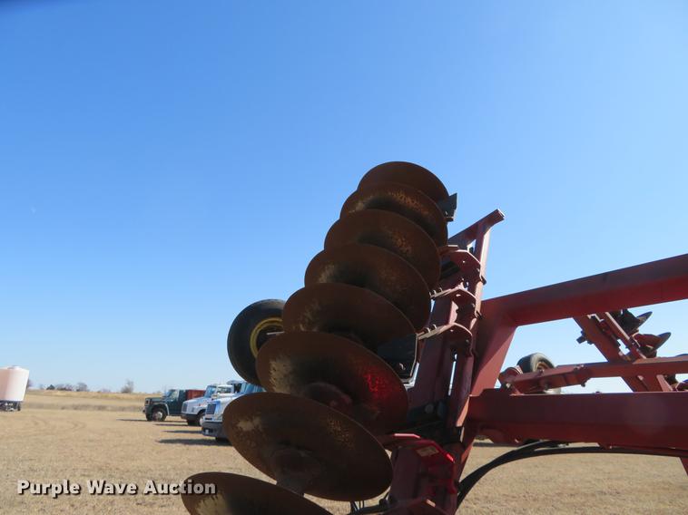 image for item DE8819 Sunflower 1443 double off-set disk