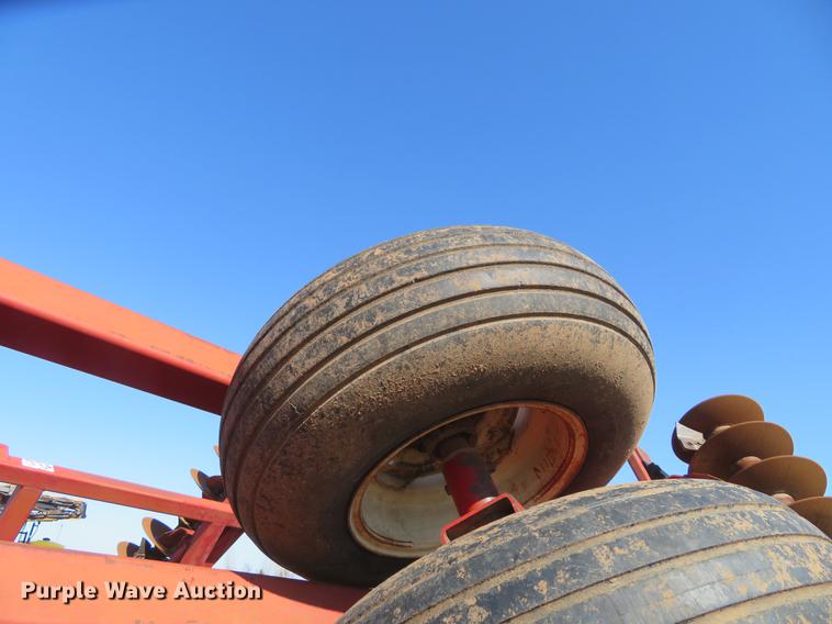 image for item DE8819 Sunflower 1443 double off-set disk