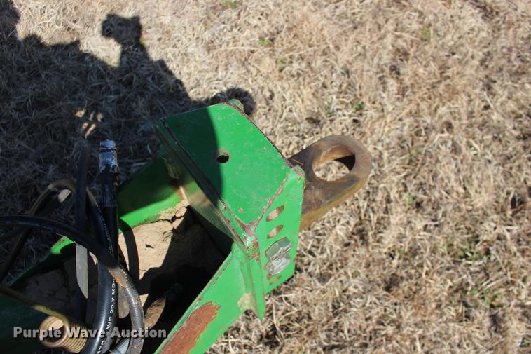 image for item DE8822 John Deere 960 field cultivator