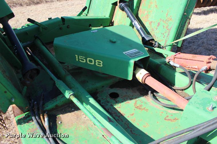 image for item DE8825 John Deere 1508 batwing rotary mower