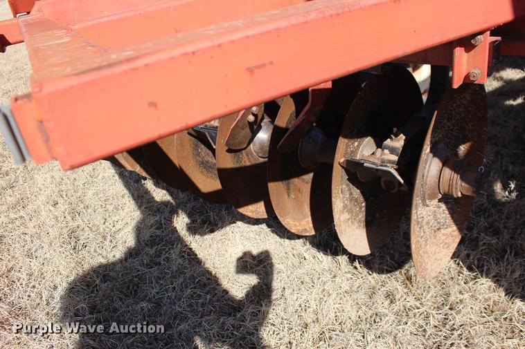 image for item DE8826 Sunflower 1443 double off-set disk