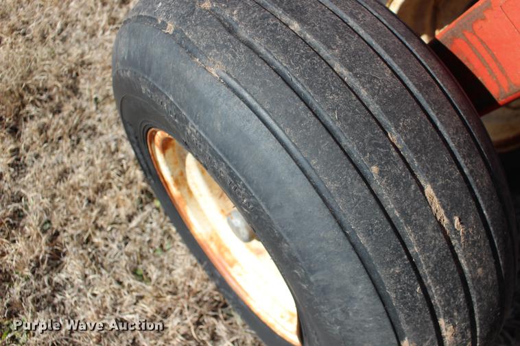 image for item DE8826 Sunflower 1443 double off-set disk