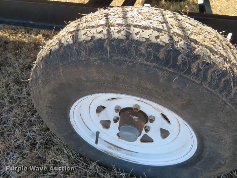 image for item DE8827 1998 John Deere 925 head