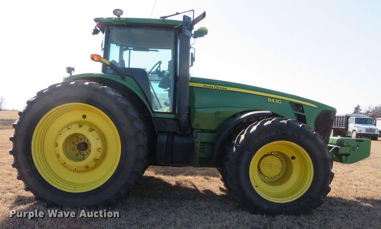 image for item DE8829 2008 John Deere 8430 MFWD tractor