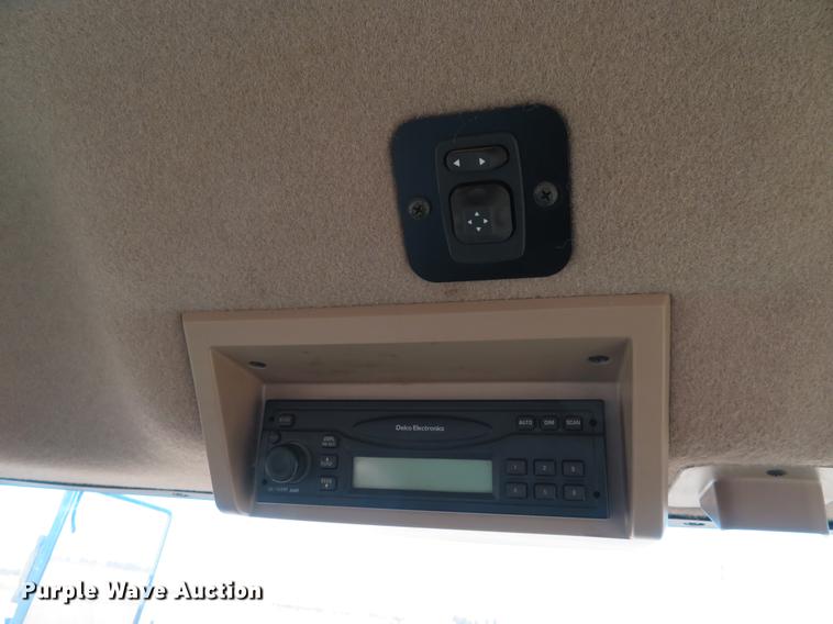 image for item DE8829 2008 John Deere 8430 MFWD tractor