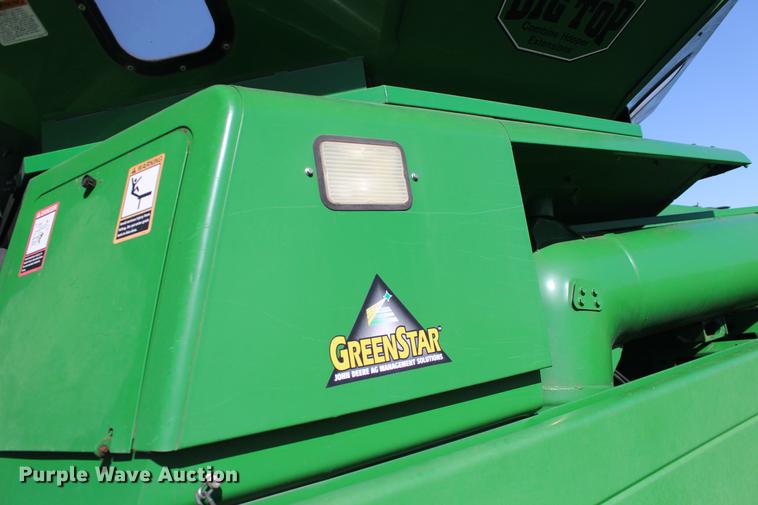 image for item DE8830 2004 John Deere 9660 combine