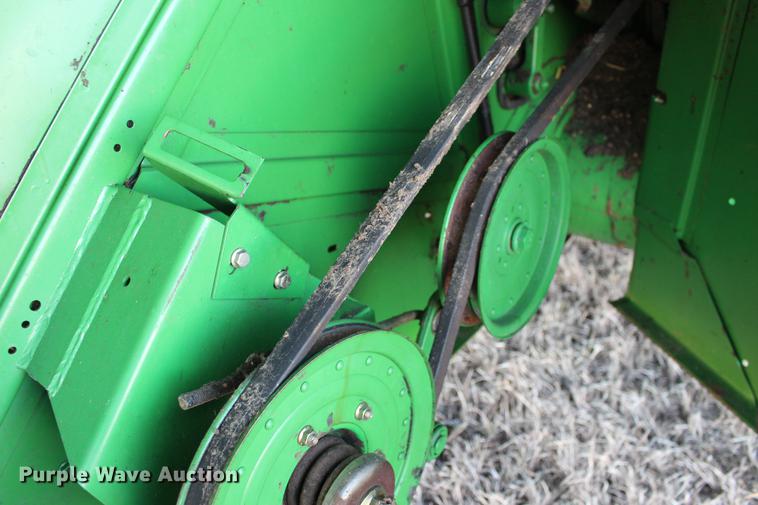 image for item DE8830 2004 John Deere 9660 combine