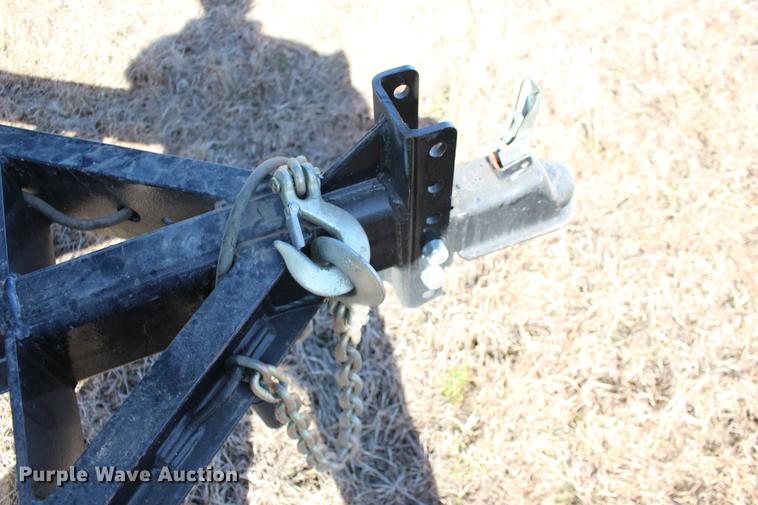 image for item DE8831 CrustBuster Tote G 90783200 seed tender