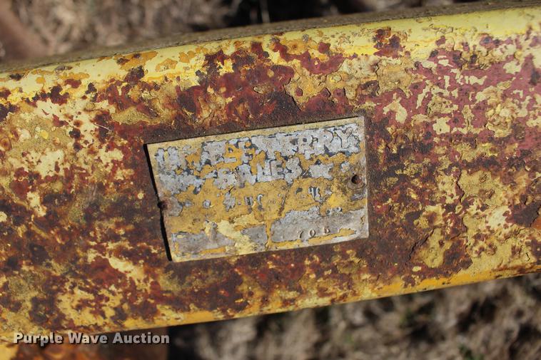 image for item DE8833 Big Ox 705 ripper