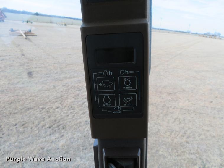 image for item DE8838 1994 John Deere 9500 combine