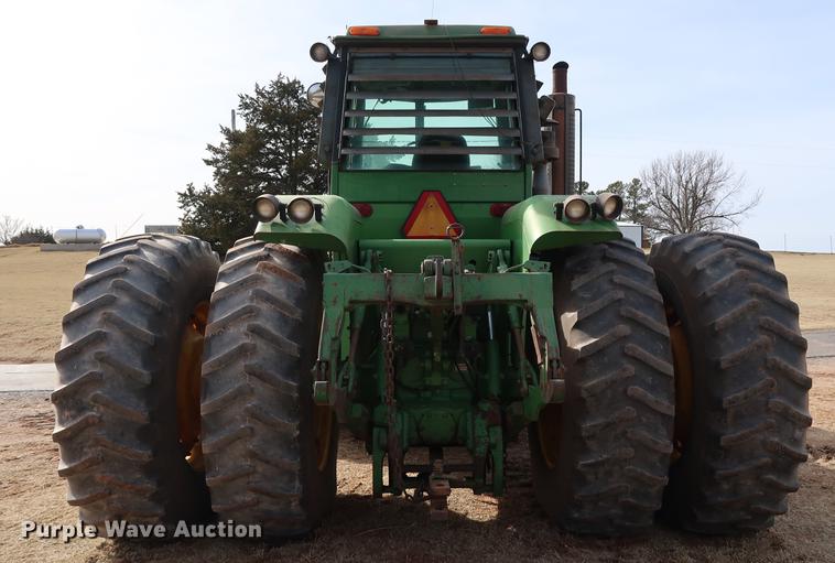 image for item DG3349 1987 John Deere 8650 4WD tractor