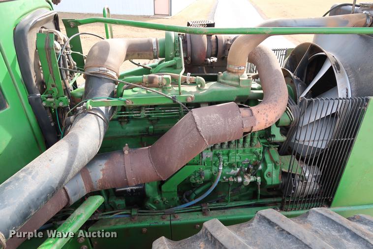 image for item DG3349 1987 John Deere 8650 4WD tractor