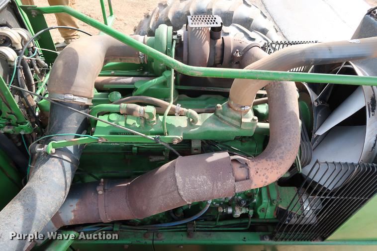 image for item DG3349 1987 John Deere 8650 4WD tractor