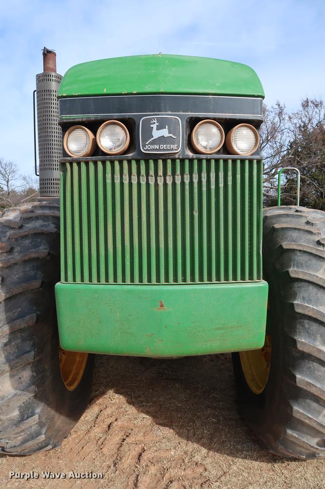 image for item DG3349 1987 John Deere 8650 4WD tractor