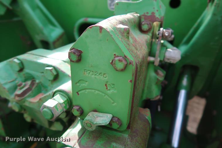 image for item DG3349 1987 John Deere 8650 4WD tractor