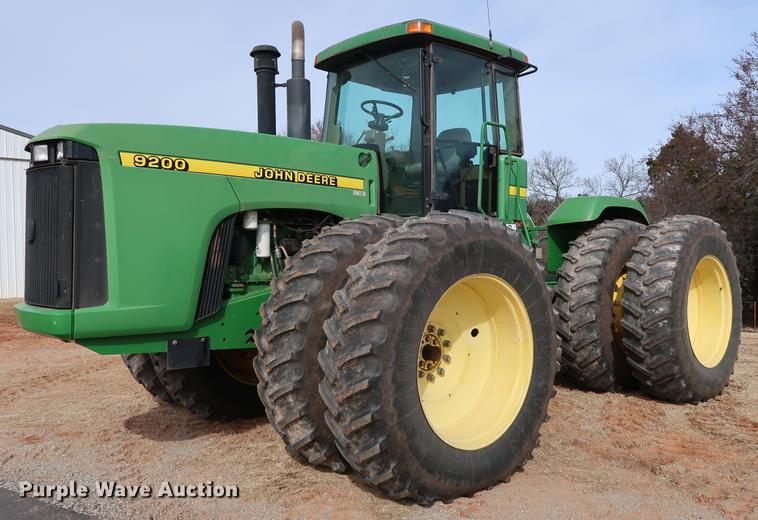 image for item DG3350 1998 John Deere 9200 4WD tractor