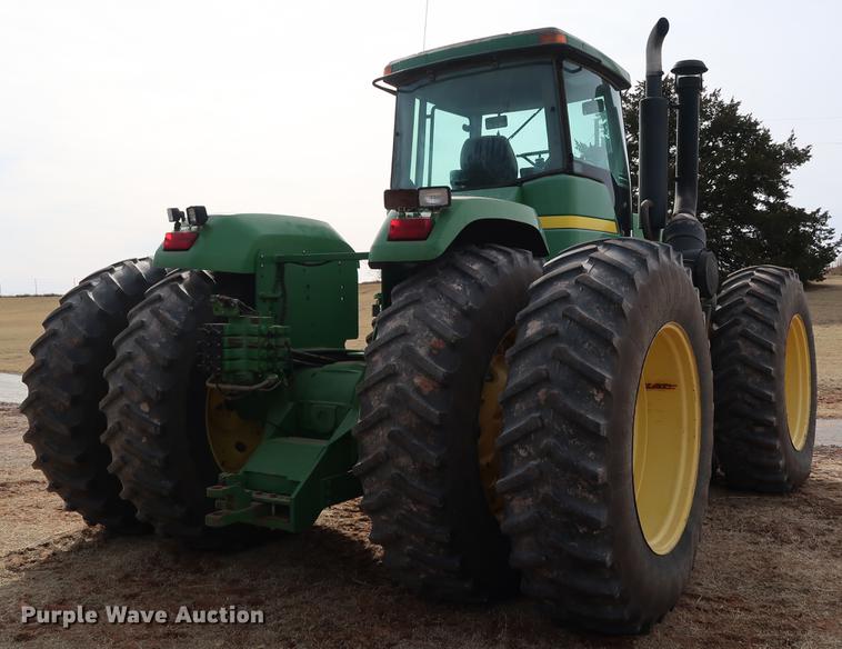 image for item DG3350 1998 John Deere 9200 4WD tractor