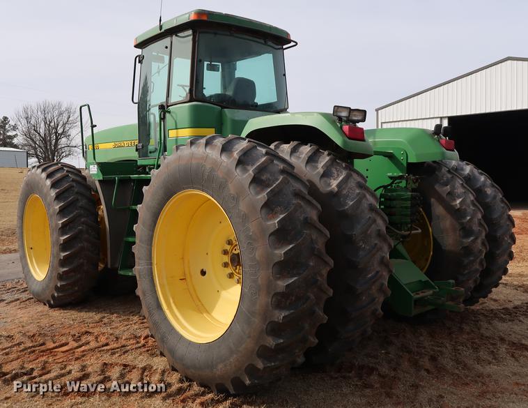 image for item DG3350 1998 John Deere 9200 4WD tractor