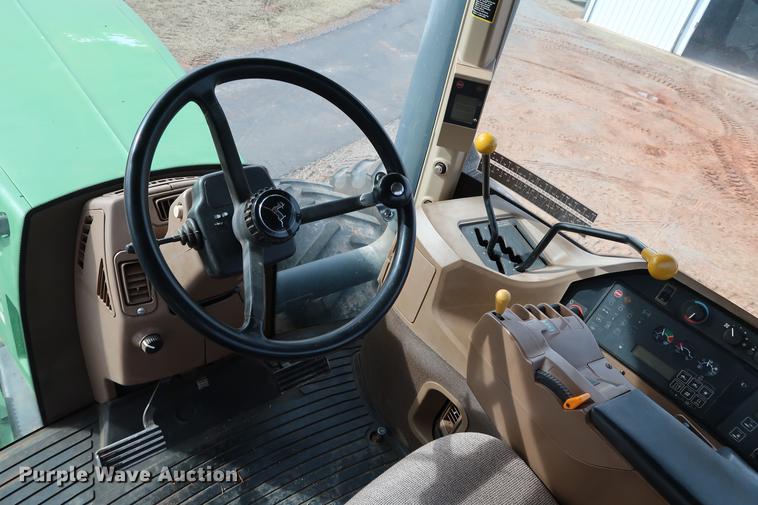 image for item DG3350 1998 John Deere 9200 4WD tractor