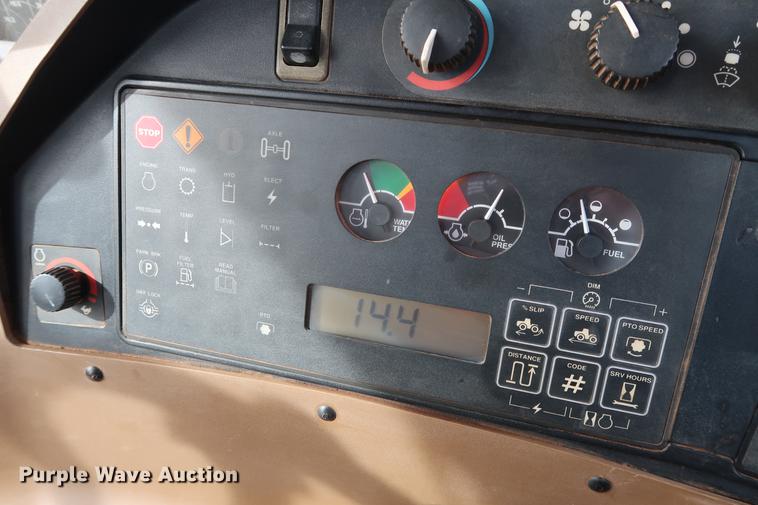 image for item DG3350 1998 John Deere 9200 4WD tractor