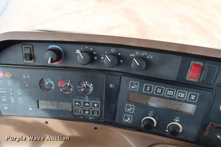 image for item DG3350 1998 John Deere 9200 4WD tractor