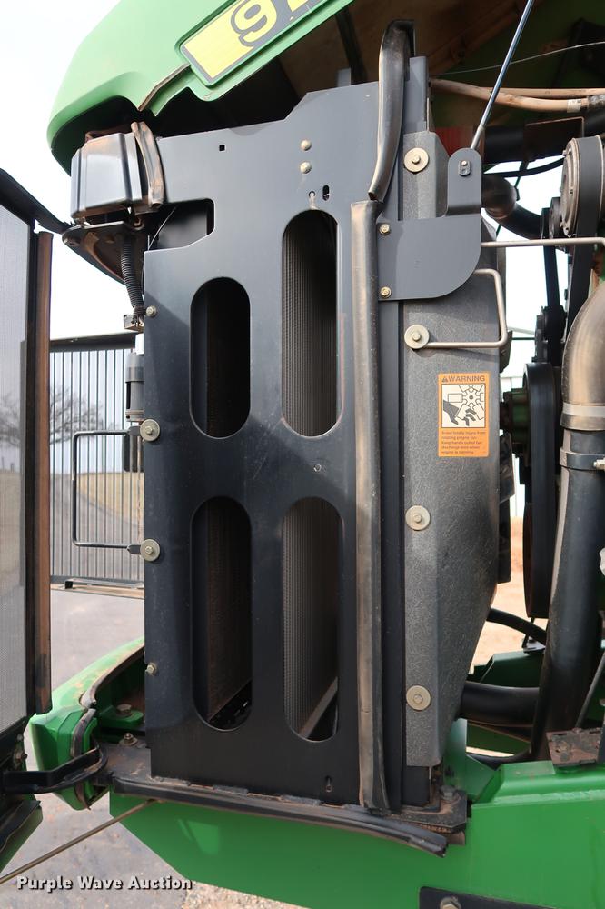 image for item DG3350 1998 John Deere 9200 4WD tractor