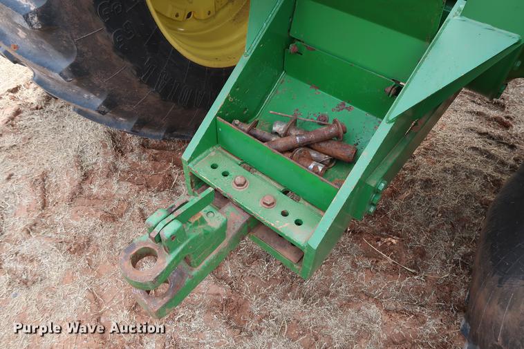 image for item DG3350 1998 John Deere 9200 4WD tractor