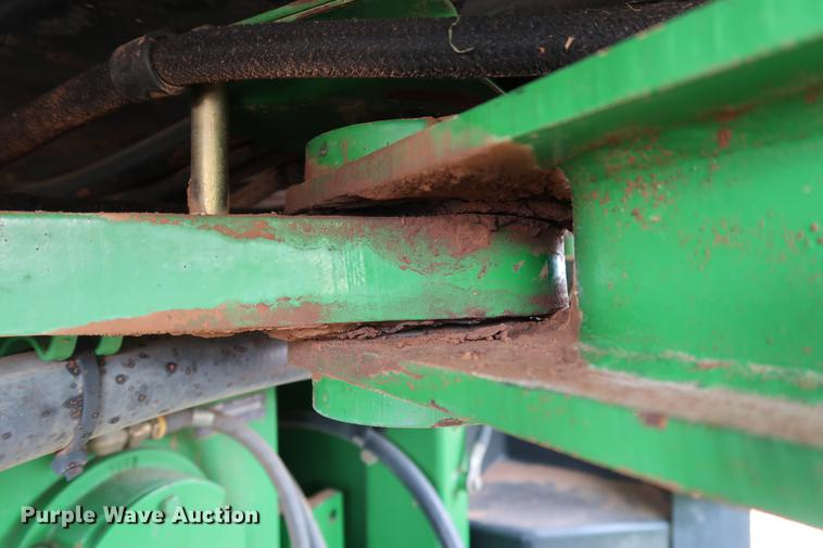 image for item DG3350 1998 John Deere 9200 4WD tractor