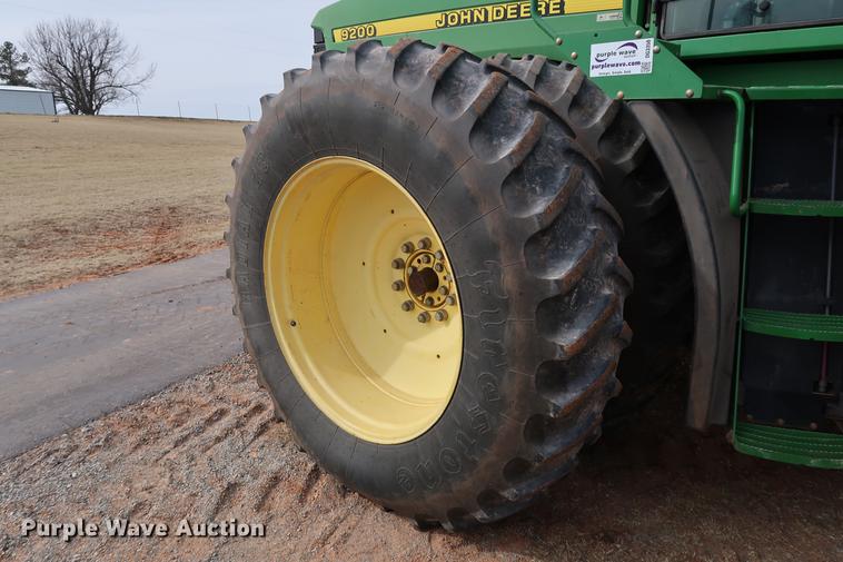 image for item DG3350 1998 John Deere 9200 4WD tractor
