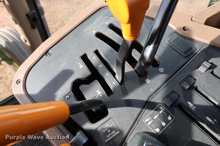 image for item DG3351 2002 John Deere 7410 tractor