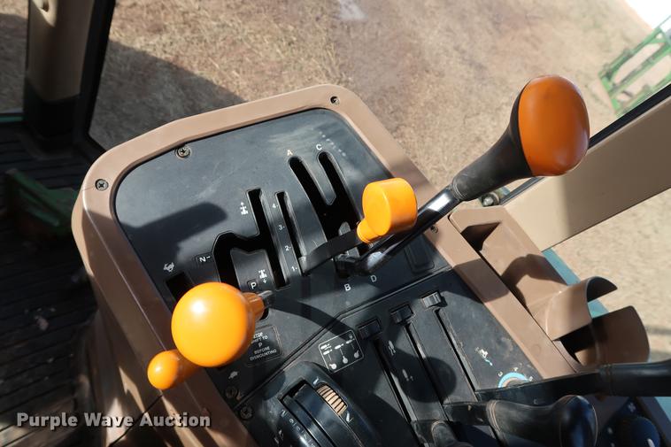 image for item DG3351 2002 John Deere 7410 tractor