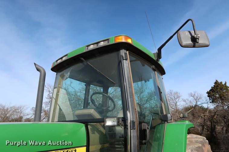 image for item DG3351 2002 John Deere 7410 tractor