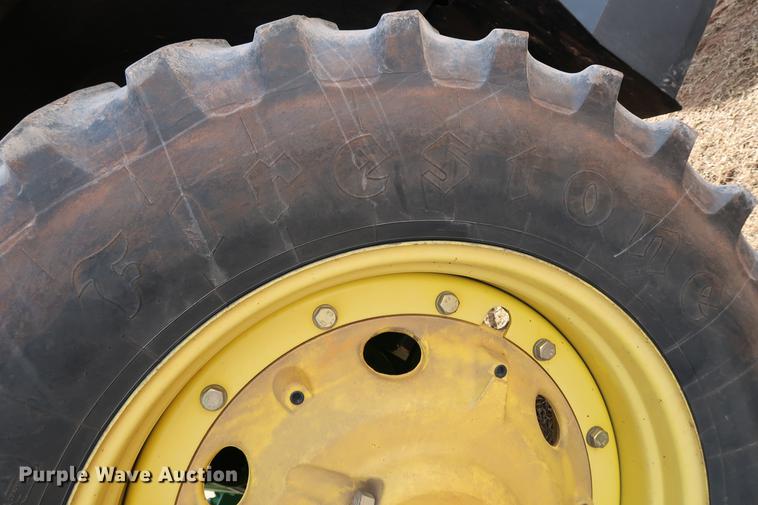 image for item DG3351 2002 John Deere 7410 tractor