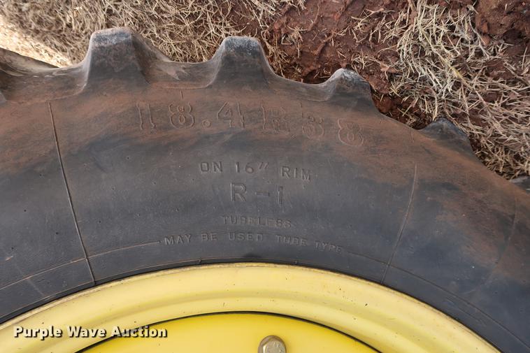 image for item DG3351 2002 John Deere 7410 tractor