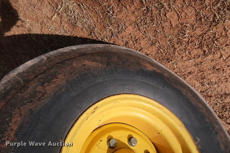 image for item DG3351 2002 John Deere 7410 tractor